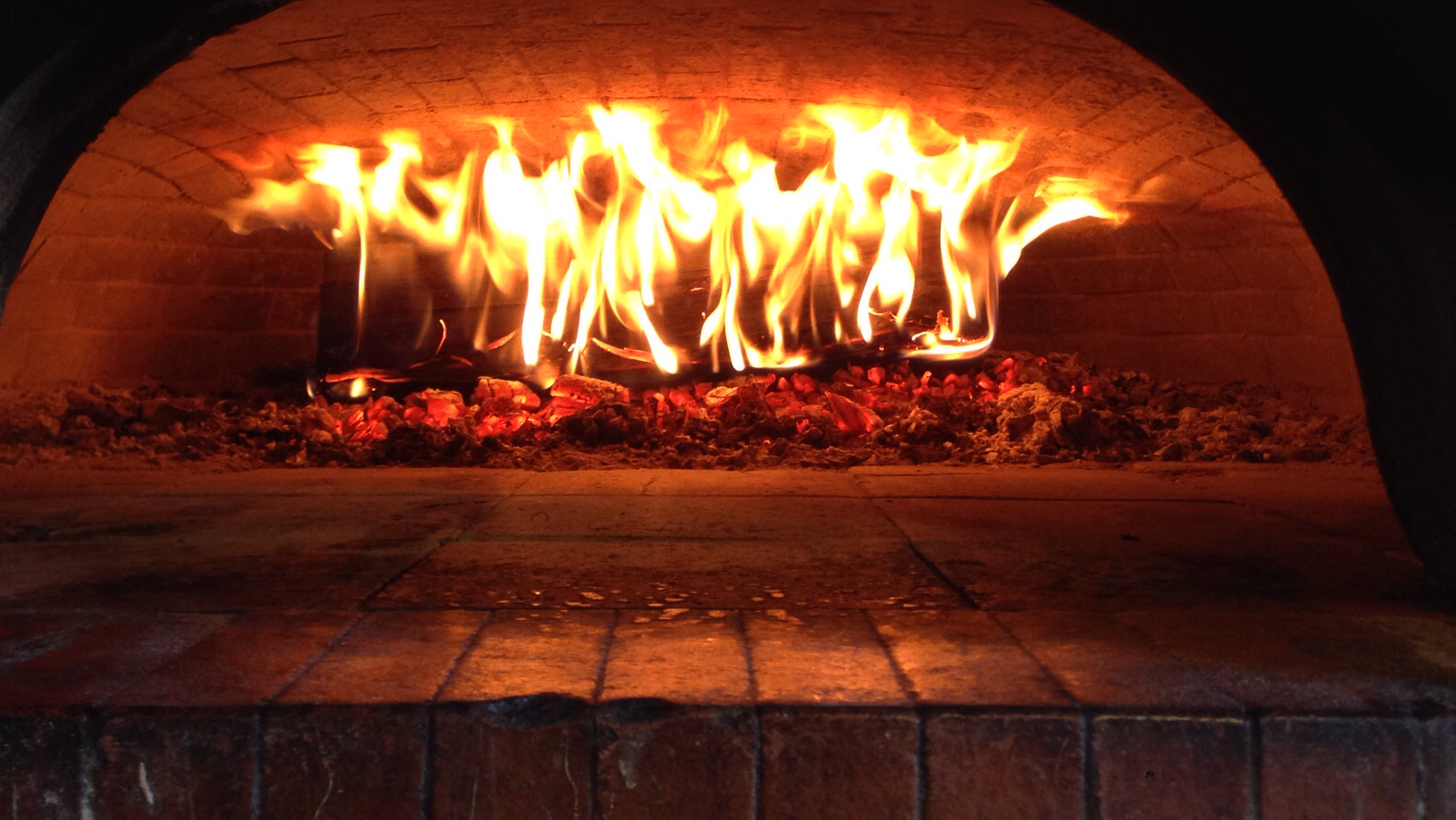 Photo de Dell'Pizz BRIVE - Pizzeria au Feu de bois - Food & drink