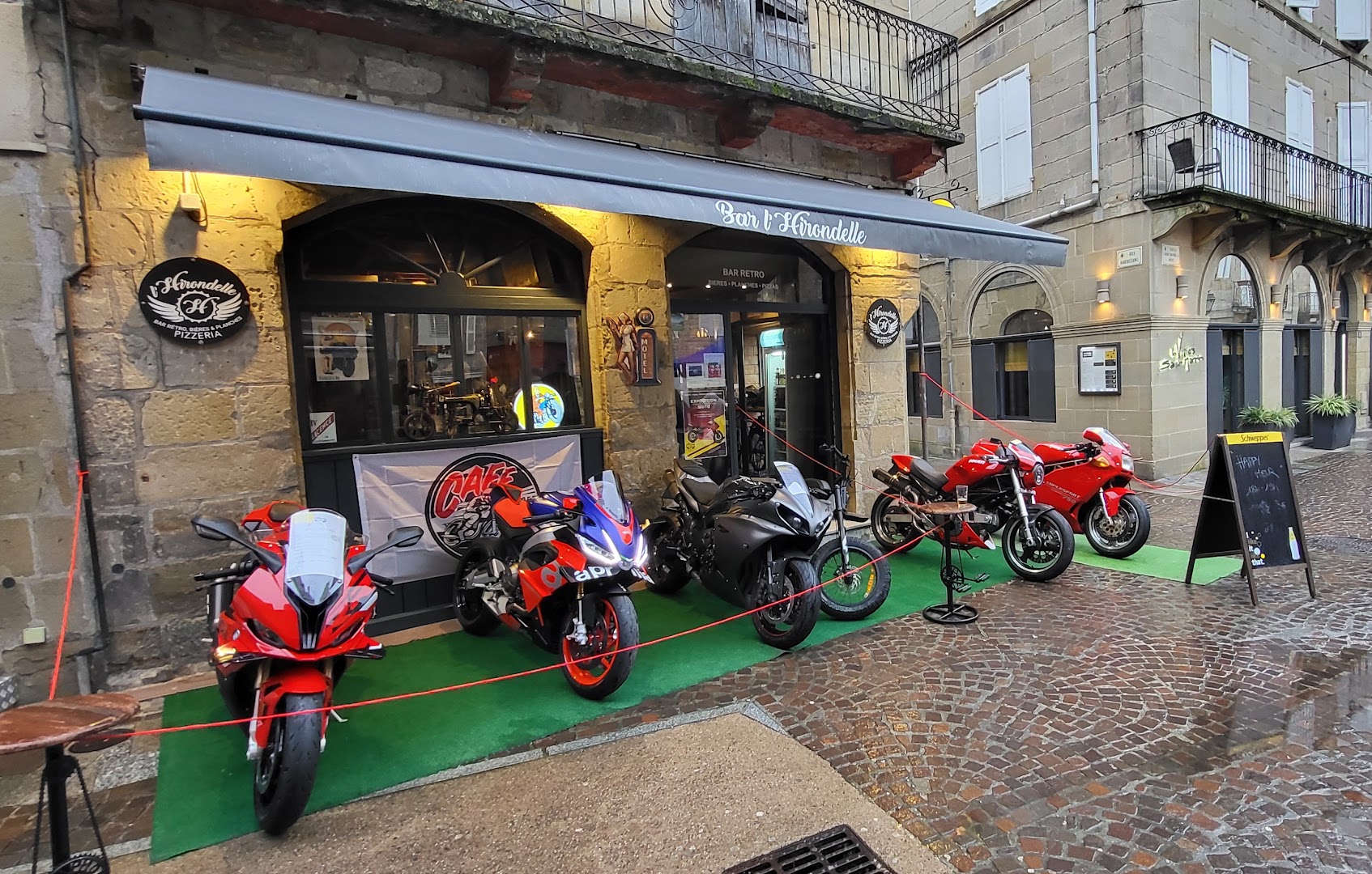 Photo de L'Hirondelle Bar Pizzeria - By owner